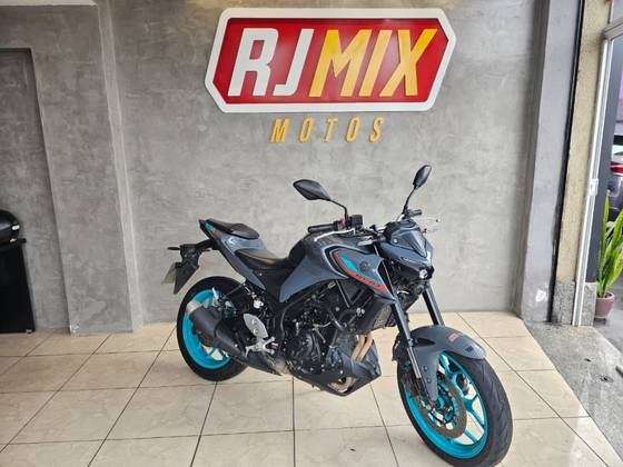 YAMAHA MT-03 ABS YAMAHA MT-03 ABS